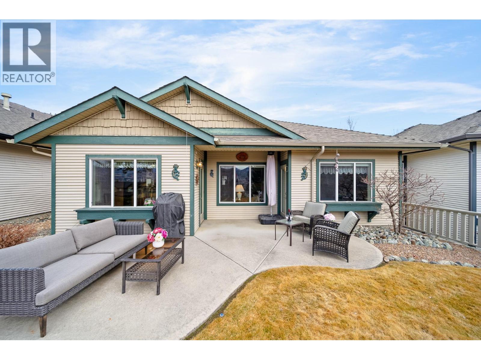 214 Sagewood Dr, Kamloops, BC V2H 1R1