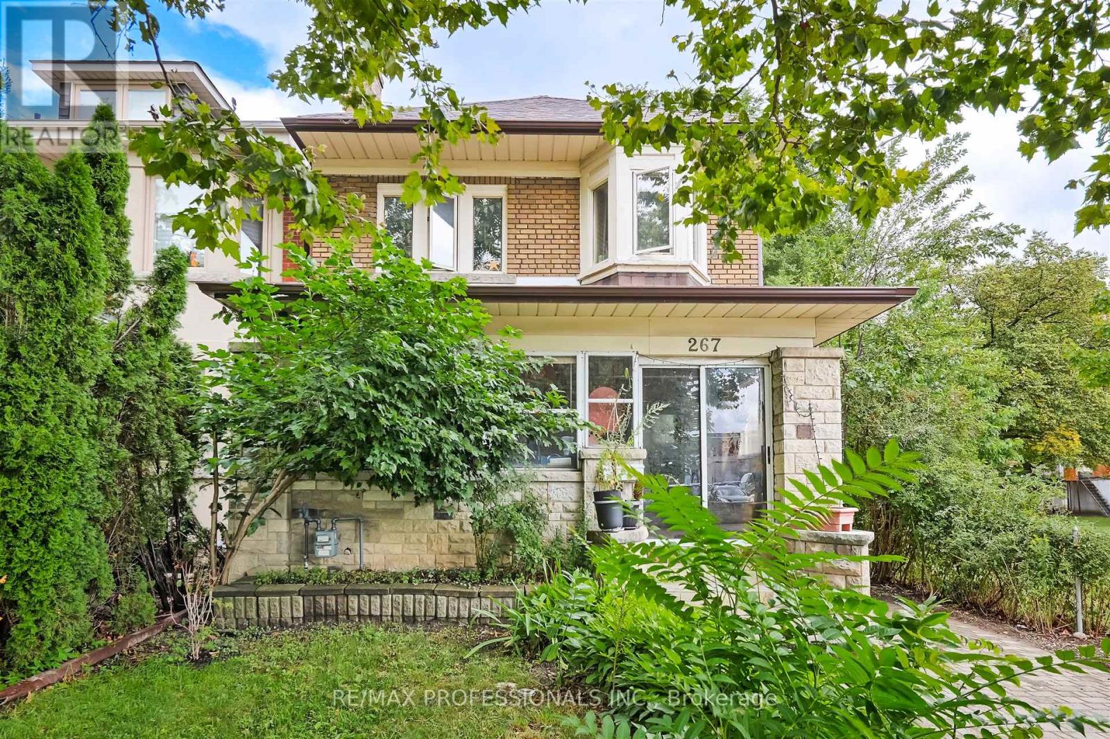 267 Beresford Ave, Toronto, ON M6S 3B4