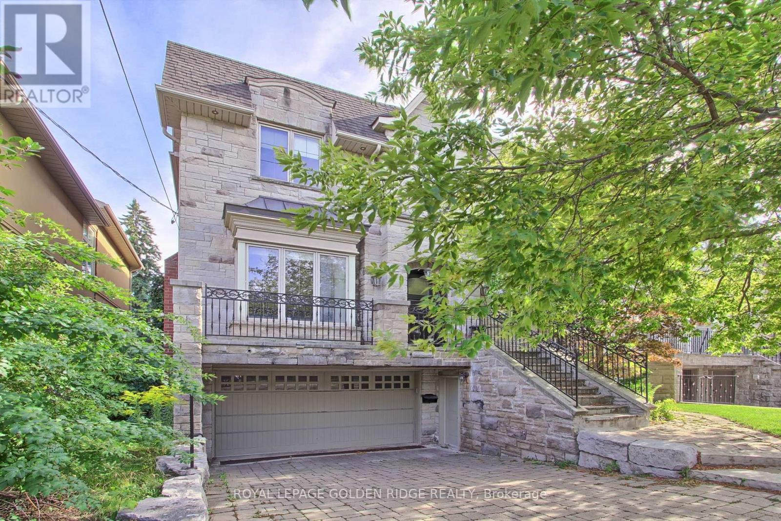99 Bannockburn Ave, Toronto, ON M5M 2M9