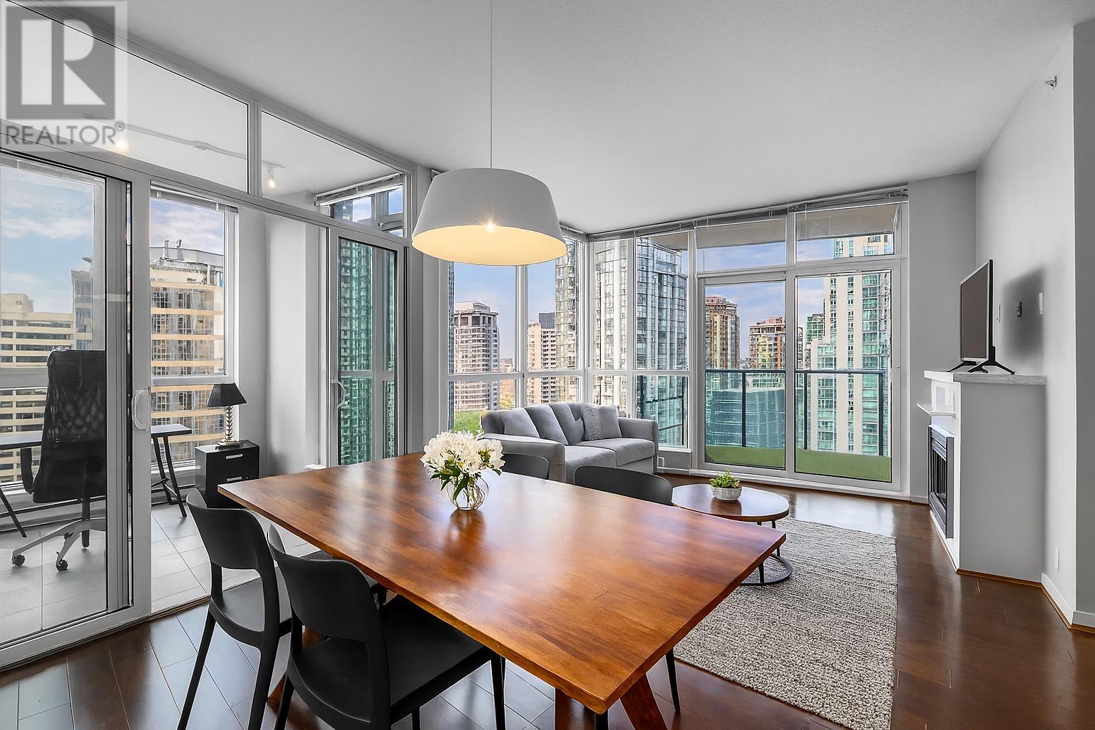 1189 Melville Street Unit 2206, Vancouver, BC V6E 4T8