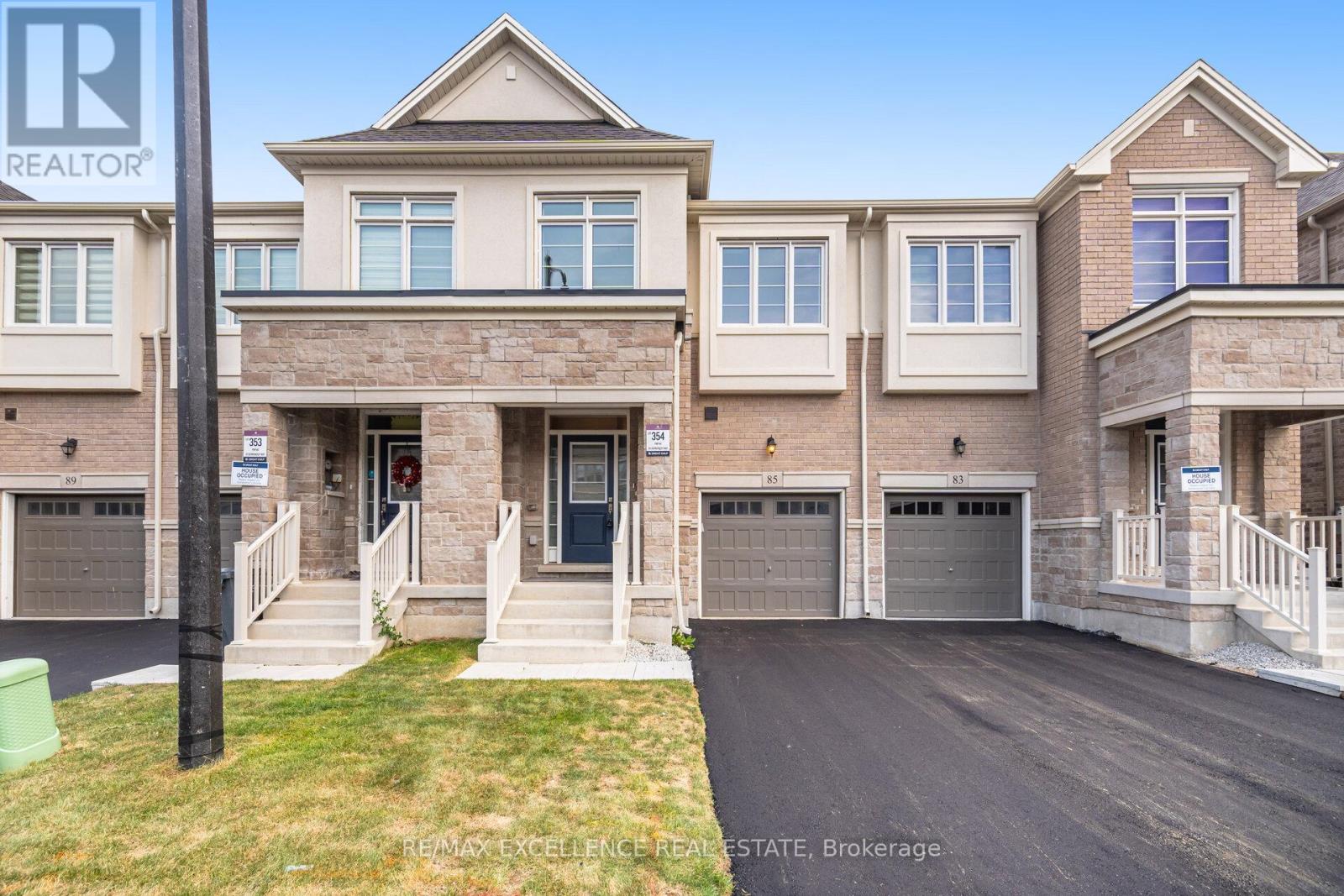 85 Bermondsey Way, Brampton, ON L6Y 0G2