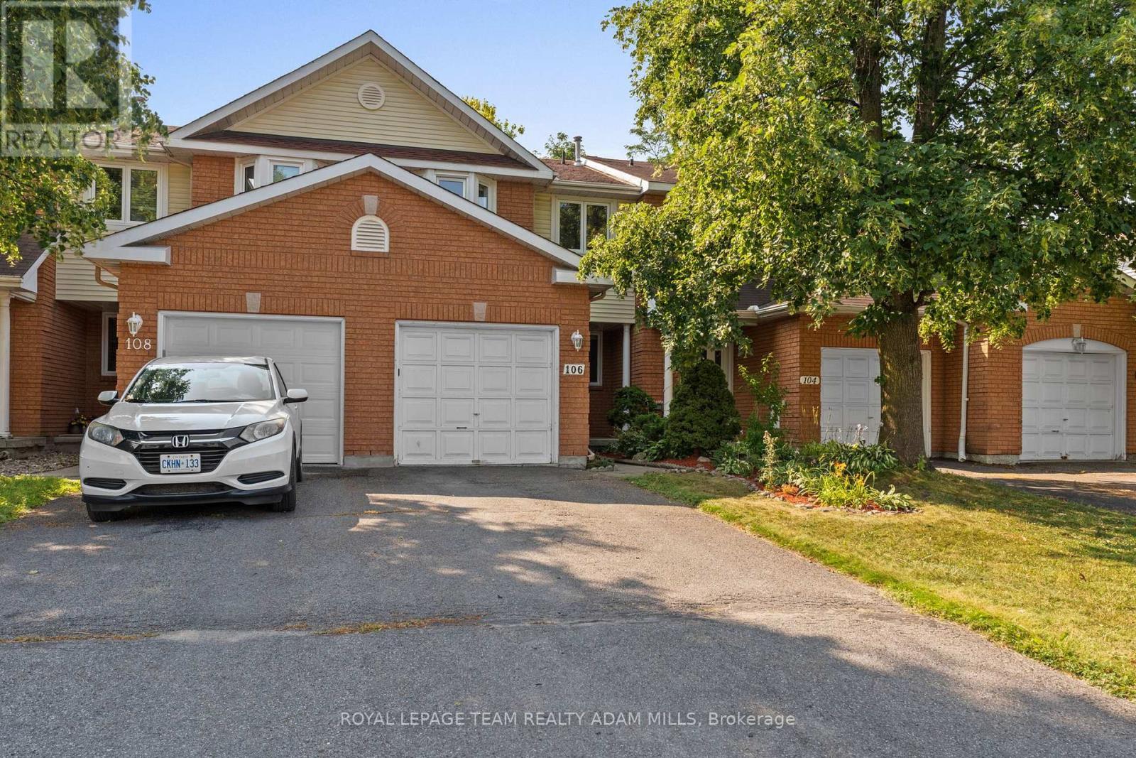 106 Woodpark Way, Ottawa, ON K2J 4C5