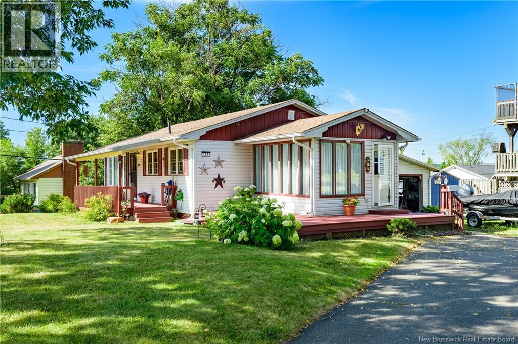 107 Cherry Ave, Fredericton, NB E3A 1Z1