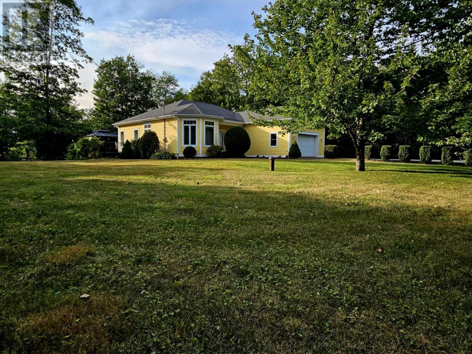 122 Georgina Dr, Debert, NS B0M 1G0