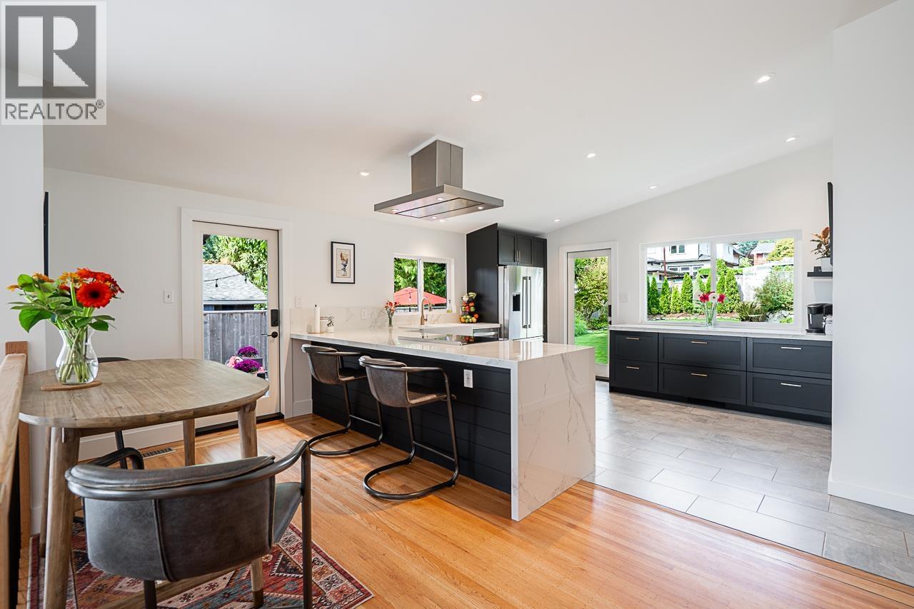 1723 Hammond Ave, Coquitlam, BC V3K 2P8