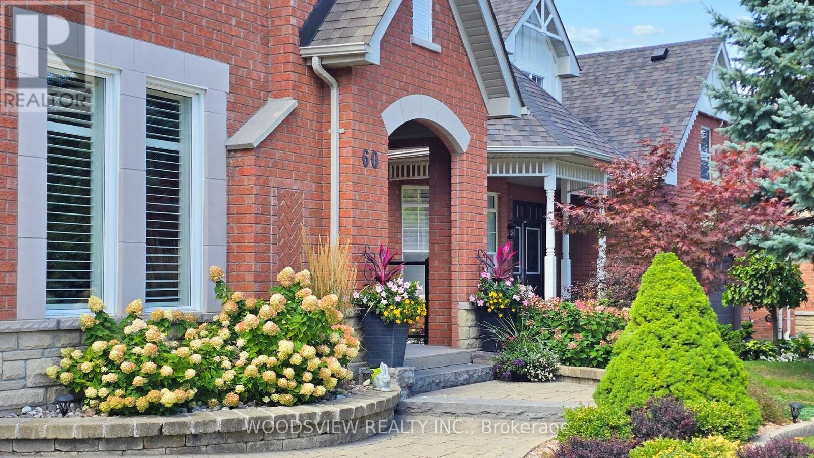 60 Joseph St, Uxbridge, ON L9P 1Z3