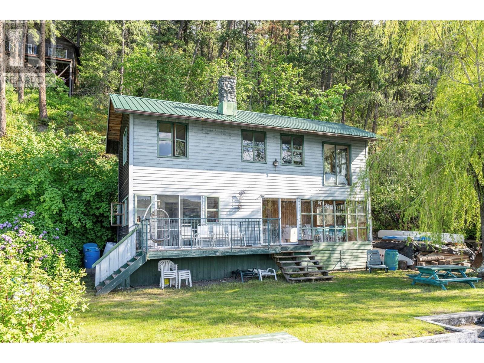 5867 Cosens Bay Rd, Coldstream, BC V1B 1N8