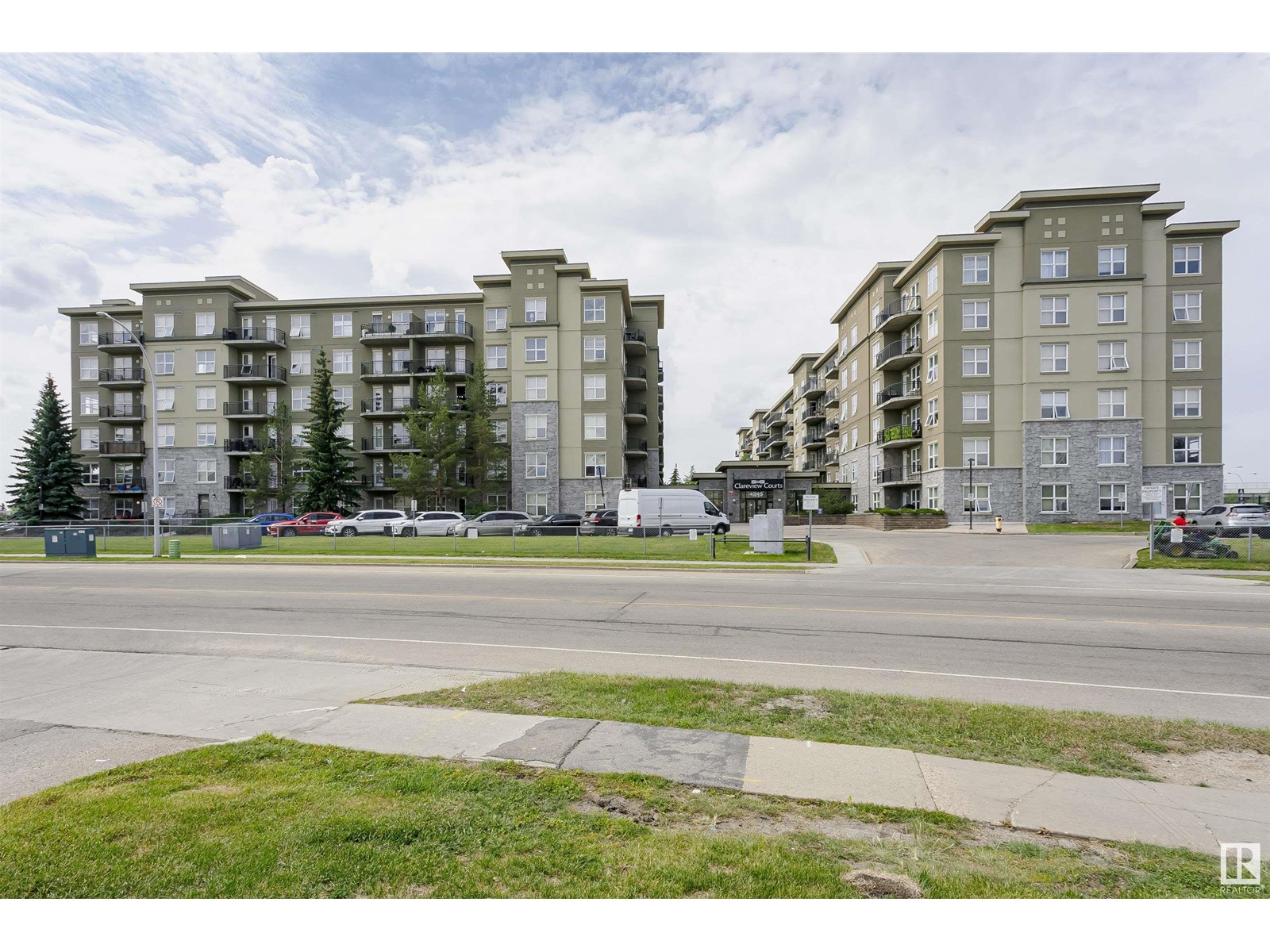 4245 139 Avenue Northwest #1-307, Edmonton, AB T5Y 3E8