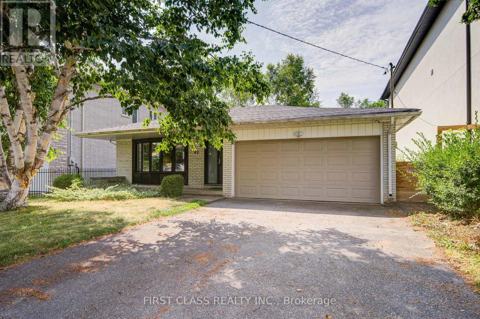 49 Mckee Ave, Toronto, ON M2N 4C1