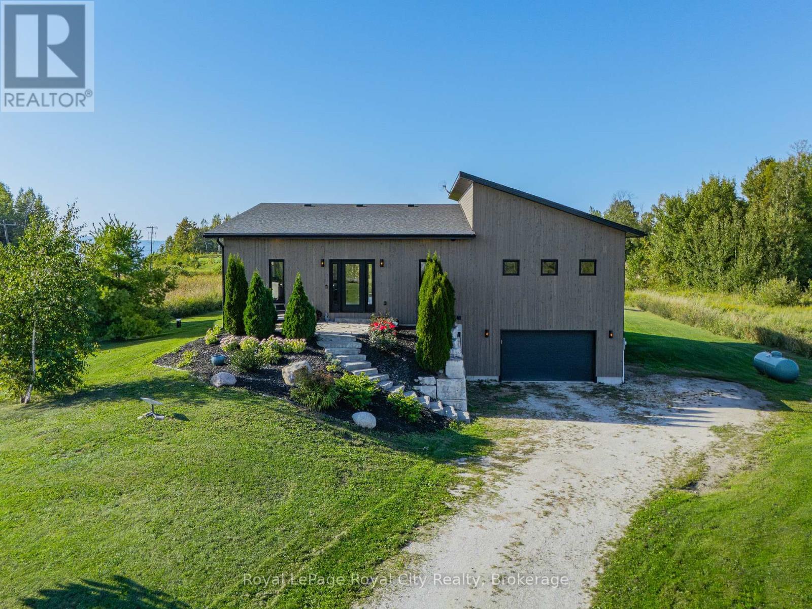103 Ugovsek Cres, Meaford, ON N0H 1B0