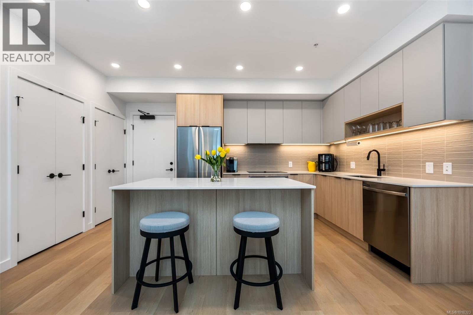 3564 Ryder Hesjedal Way Unit 411 #a, Colwood, BC V9C 0V3