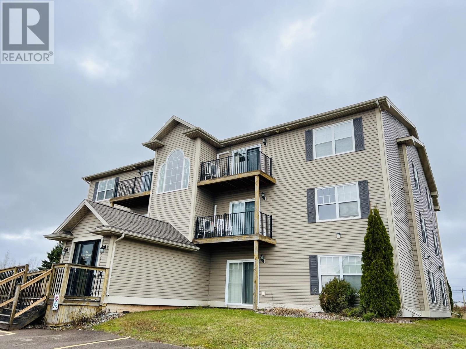 55 Glen Stewart Drive Unit 107, Stratford, PE C1B 0J9