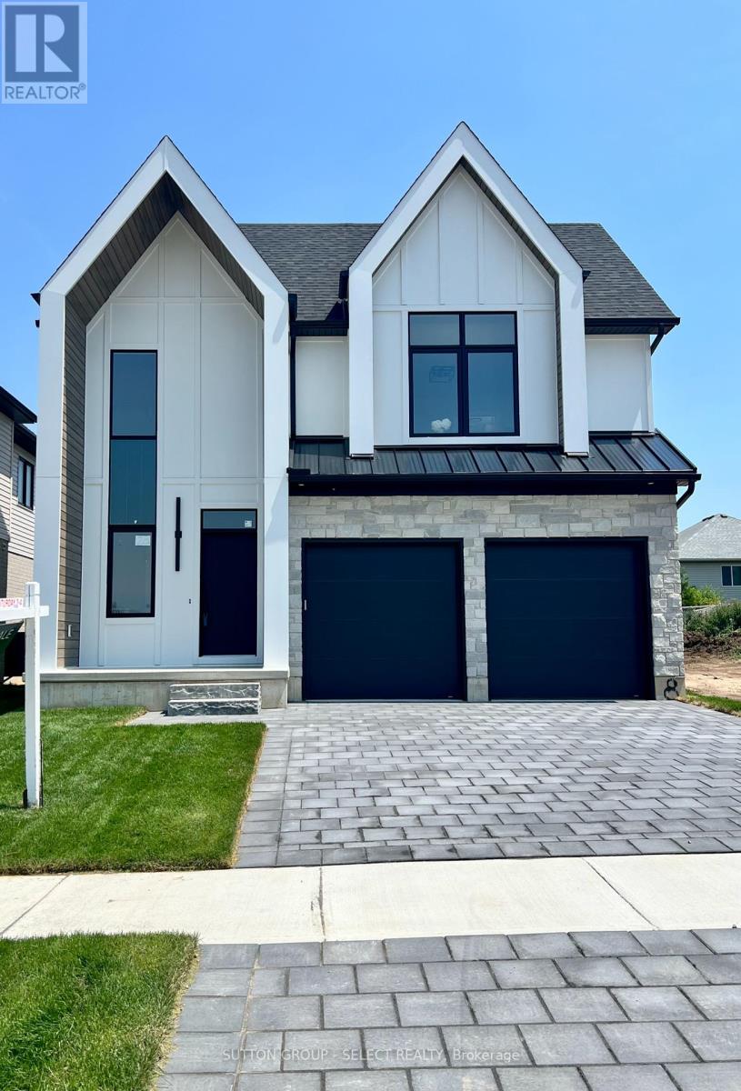 28 Lucas Rd, St. Thomas, ON N5R 0M5