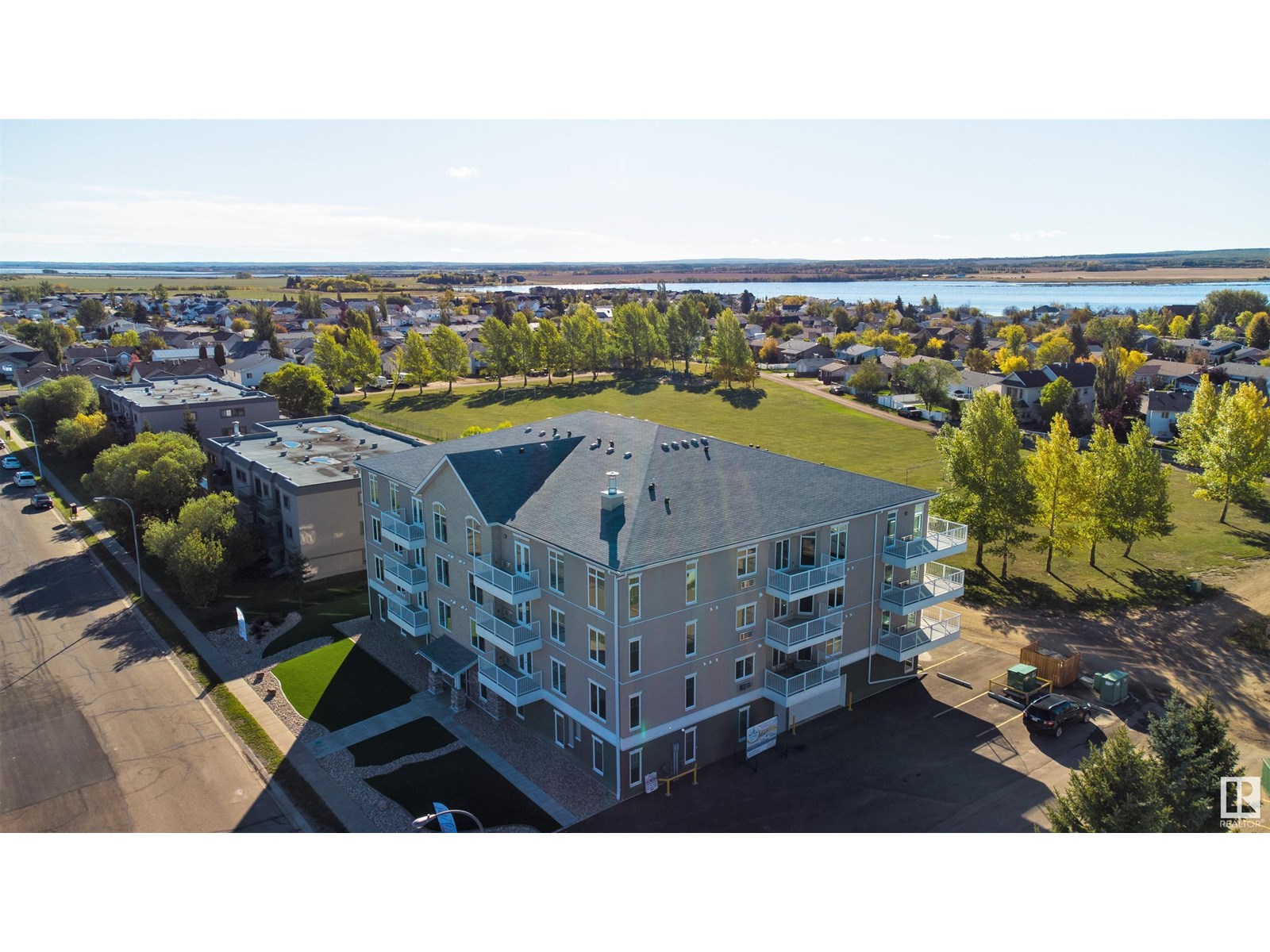 4110 43 Ave #102, Bonnyville, AB T9N 1S8