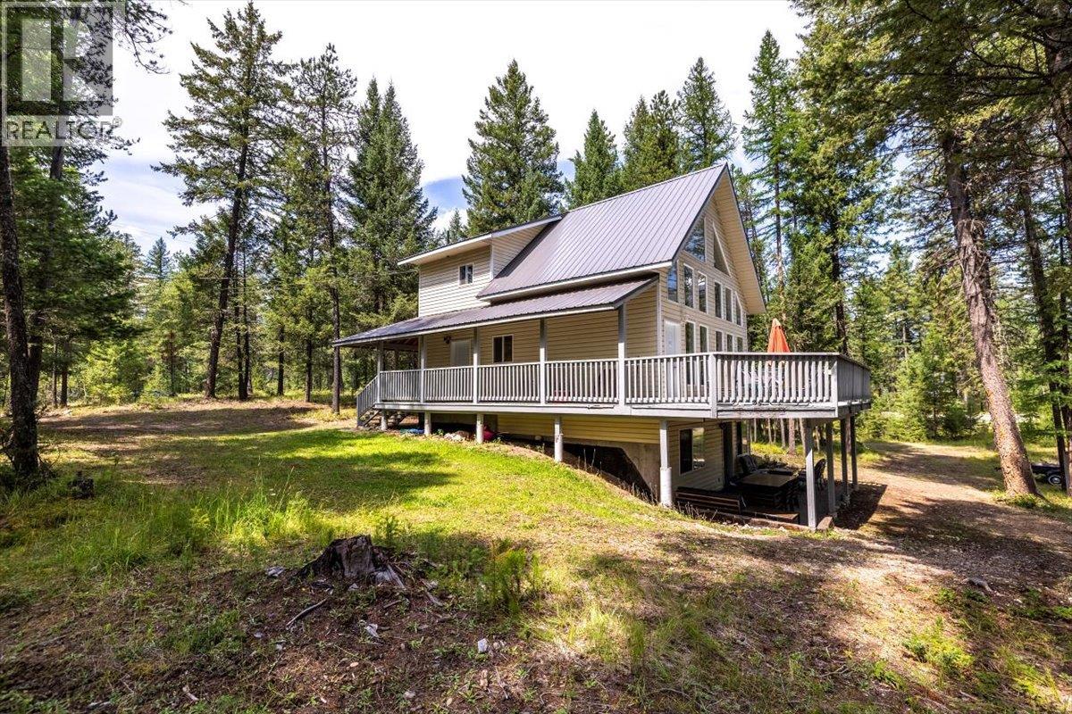6660 Mclean Rd, Jaffray, BC V0B 1T0
