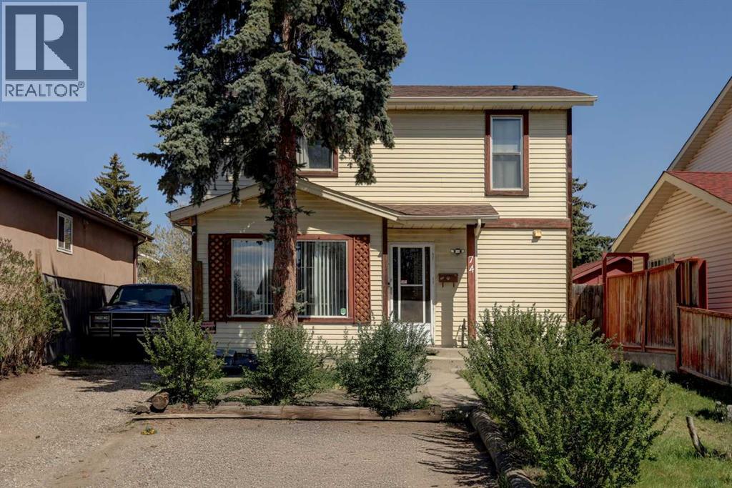 74 Aberdare Way NE, Calgary, AB T2A 6V5