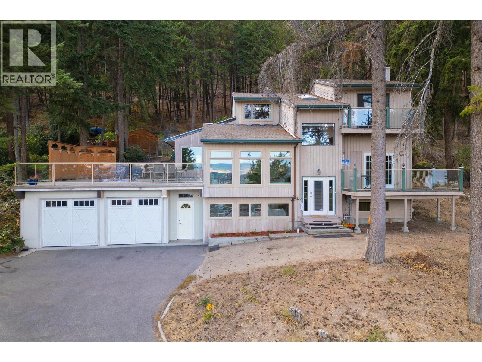1644 Scott Cres, West Kelowna, BC V1Z 2Y2