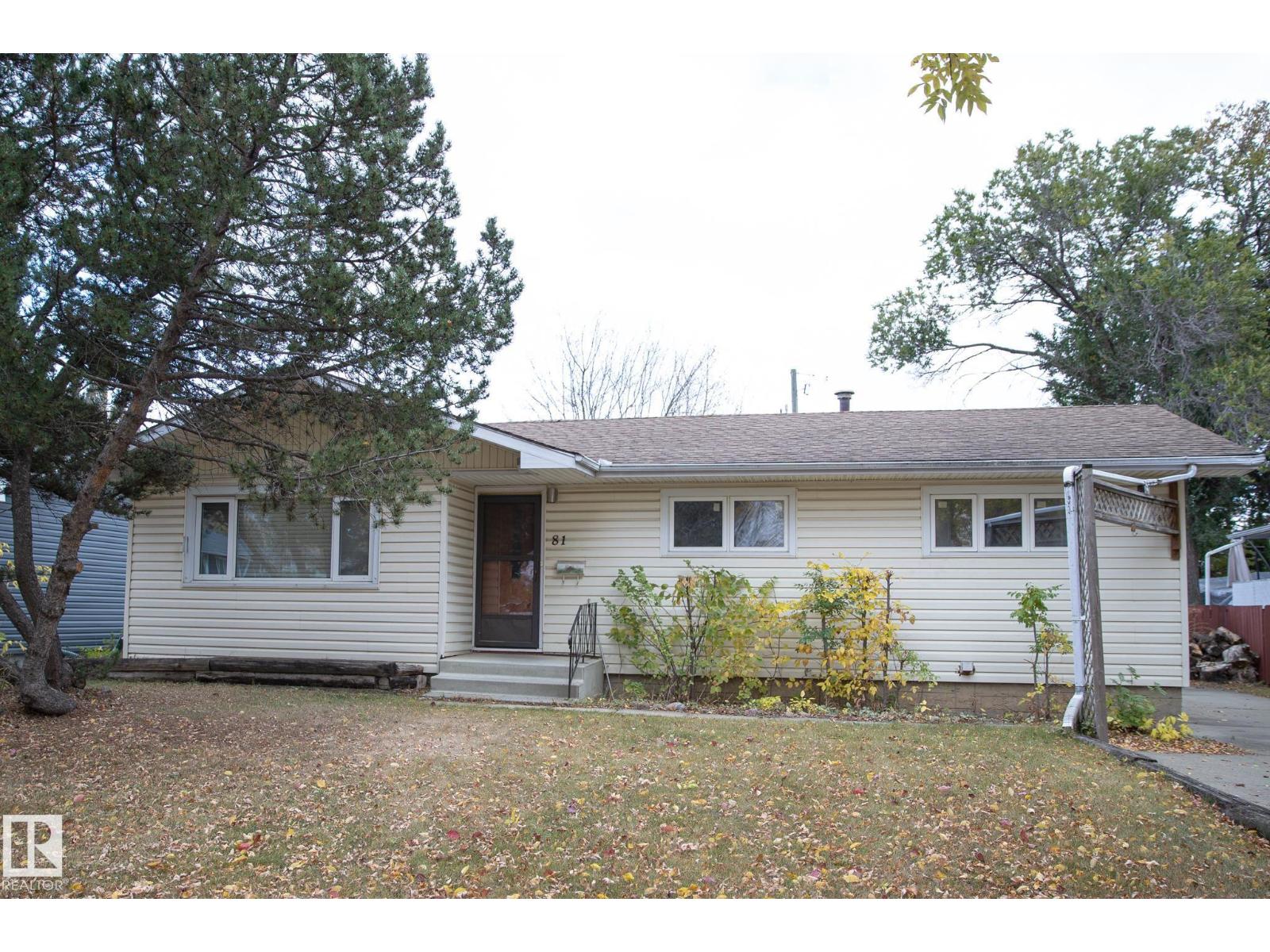 81 Sunset Bv, St. Albert, AB T8N 0P2