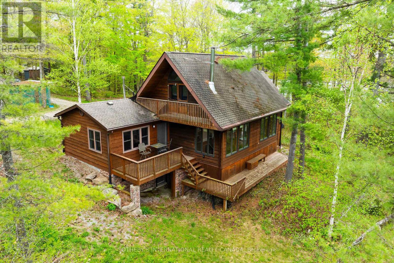 1074 Cooks Rd, Gravenhurst, ON P1P 1R3