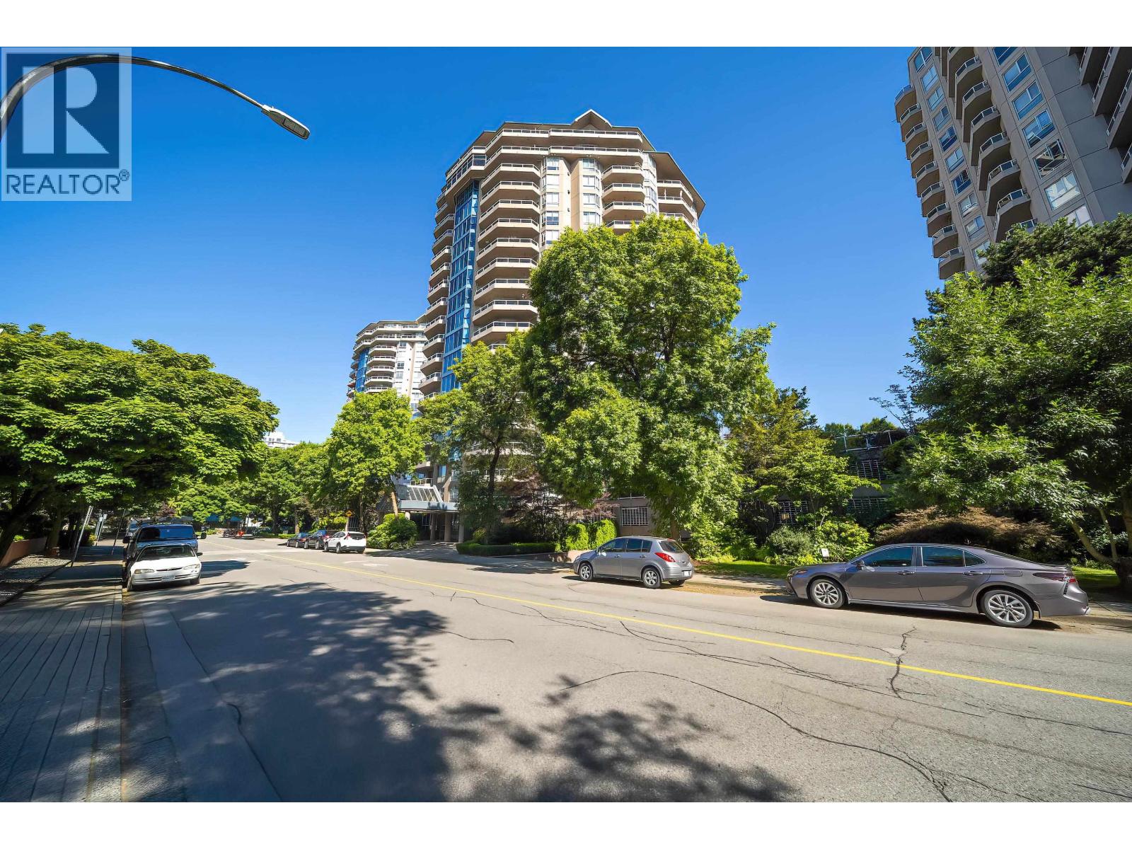 1235 Quayside Drive Unit 1002, New Westminster, BC V3M 6J5