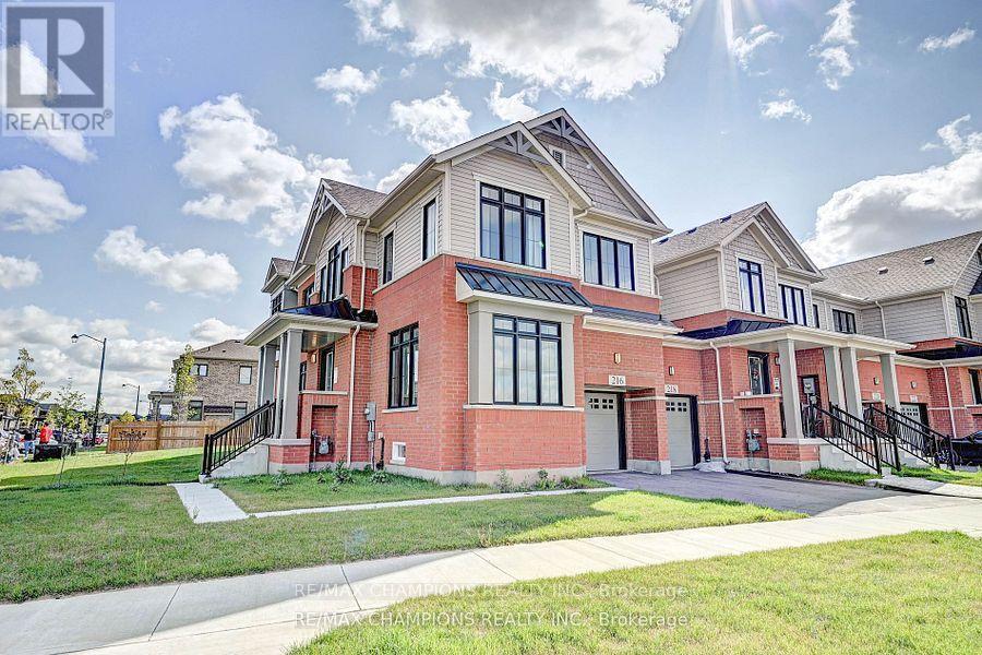 216 Newman Dr, Cambridge, ON N1S 4Y6