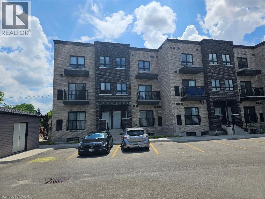 600 Victoria Street Unit 23, Kitchener, ON N2M 0C3