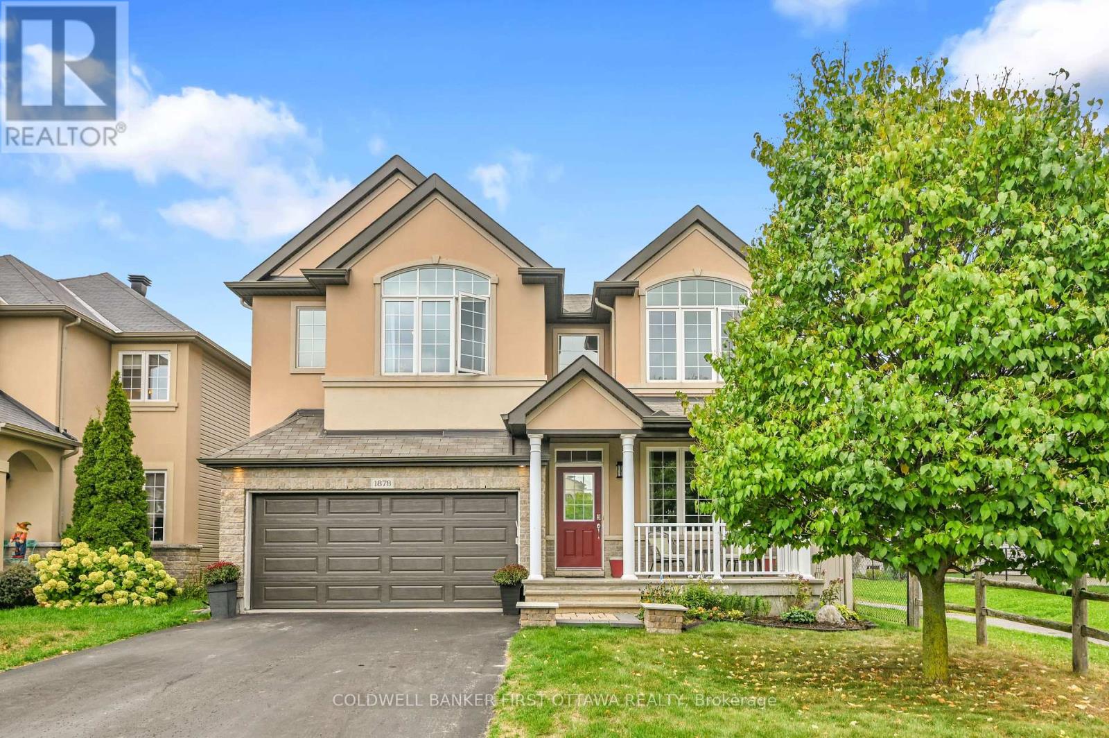 1878 Montmere Ave, Ottawa, ON K4A 0L7