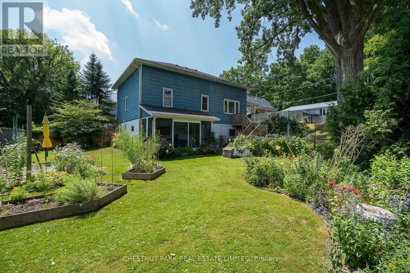 9 E Mary St, Prince Edward County Picton, ON K0K 2T0