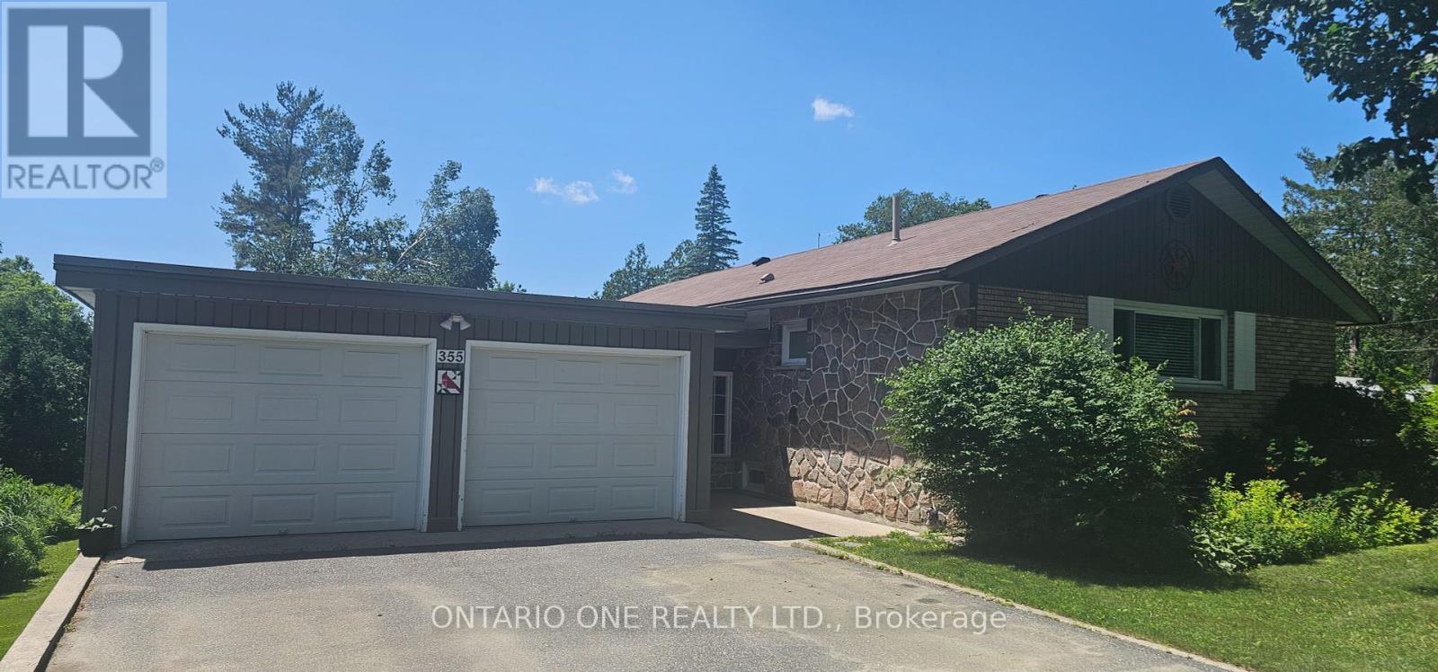 355 Greavette St, Gravenhurst, ON P1P 1G6