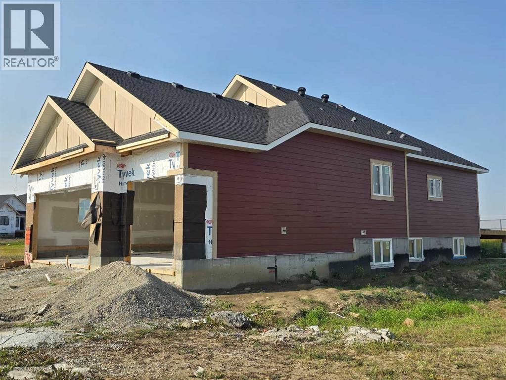 376 Muirfield Cres, Wheatland County, AB T0J 1Y1