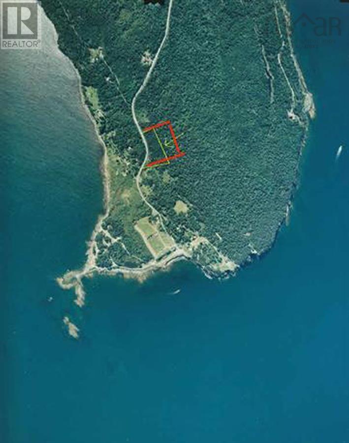 2 Ovens Rd, Feltzen South, NS B0J 2X0