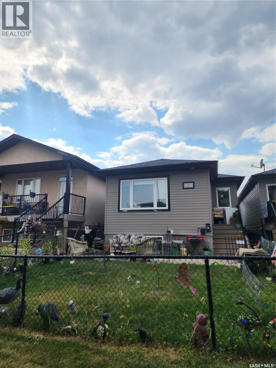 530 Toronto St, Regina, SK S4R 1M6
