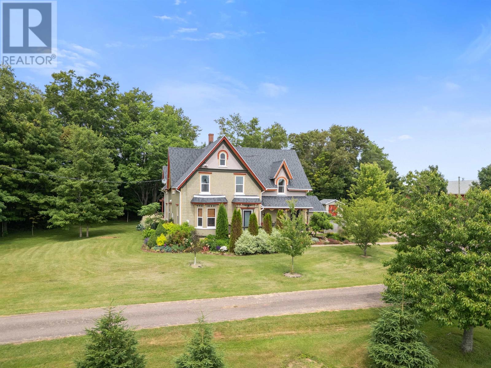 2021 Mill Rd, Lower Freetown, PE C0B 1L0