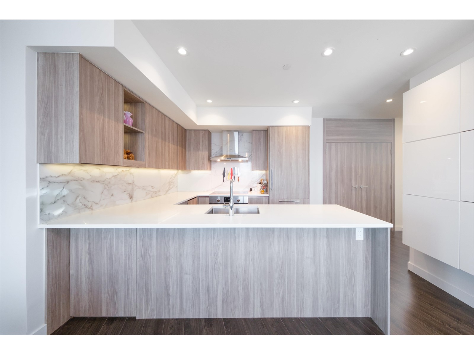 9887 Whalley Boulevard Unit 4105, Surrey, BC V3T 0P4
