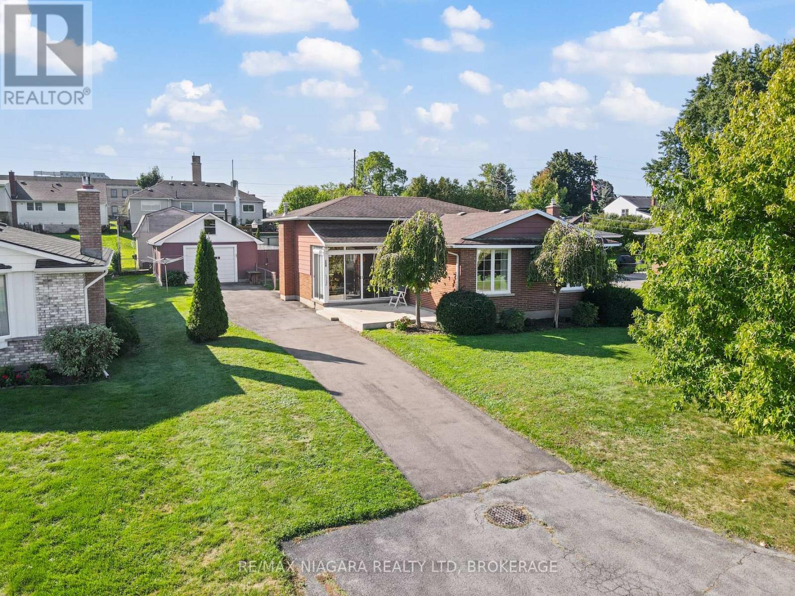 134 Champlain Dr N, Fort Erie, ON L2A 1Z8