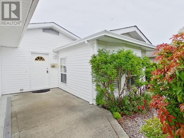4291 Collingwood Way #b, Powell River, BC V8A 5V2