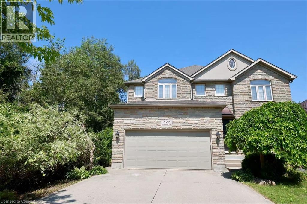 872 Creekside Dr, Waterloo, ON N2V 2S7