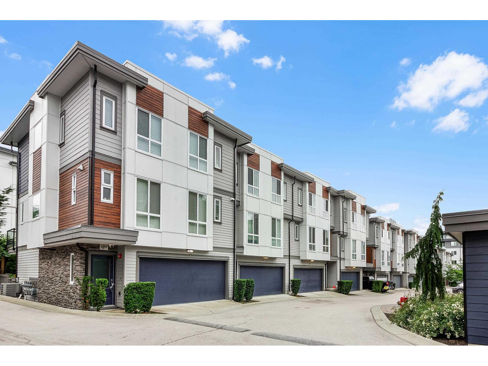7947 209 Street Unit 127, Langley, BC V2Y 2C8
