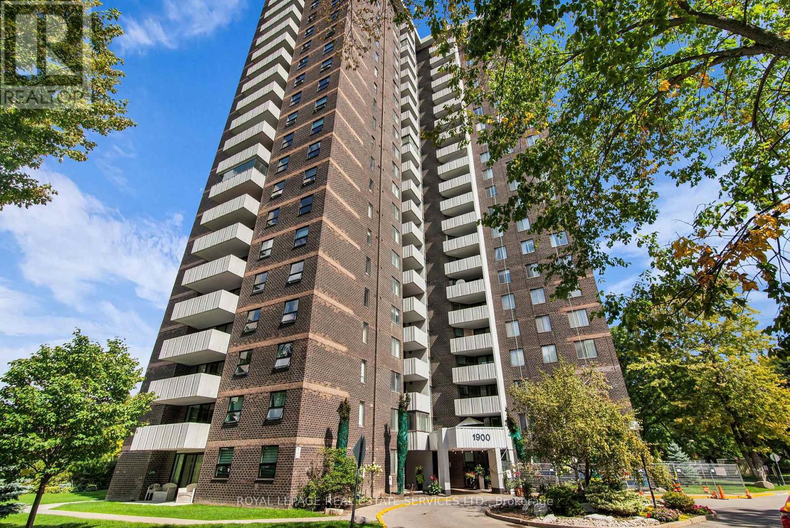 702 1900 Sheppard Ave E, Toronto, ON M2J 4T4