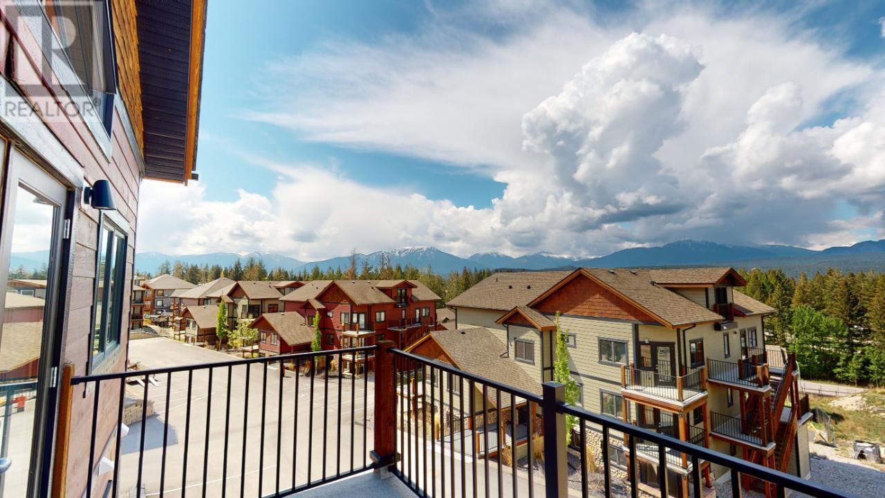7291 Prospector Avenue Unit 105, Radium Hot Springs, BC V0A 1M0