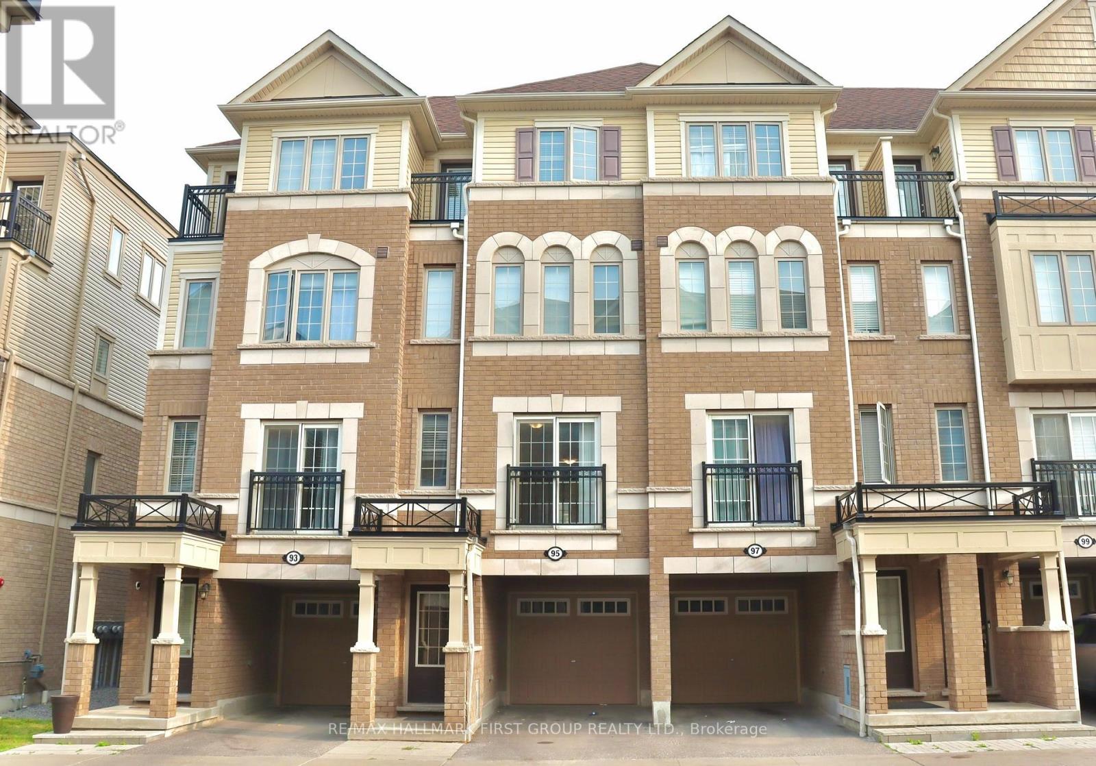 95 Sarita Path, Oshawa, ON L1L 0K7