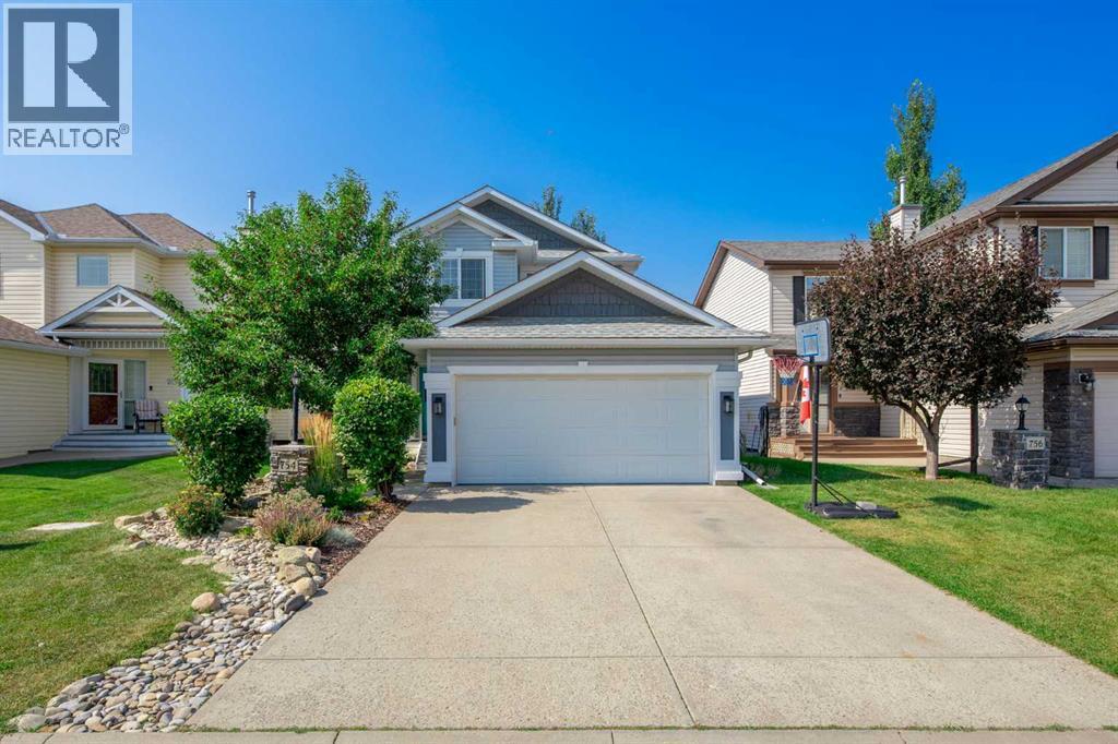 754 Cimarron Close, Okotoks, AB T1S 1X4