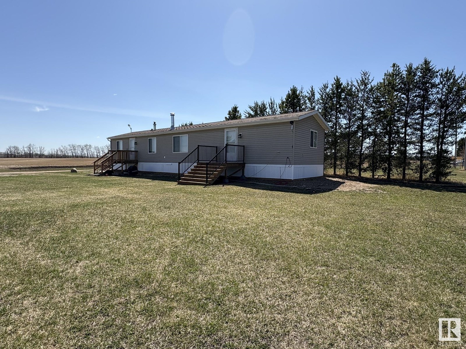 4424 Maria Dr E, Smoky Lake, AB T0A 3C0