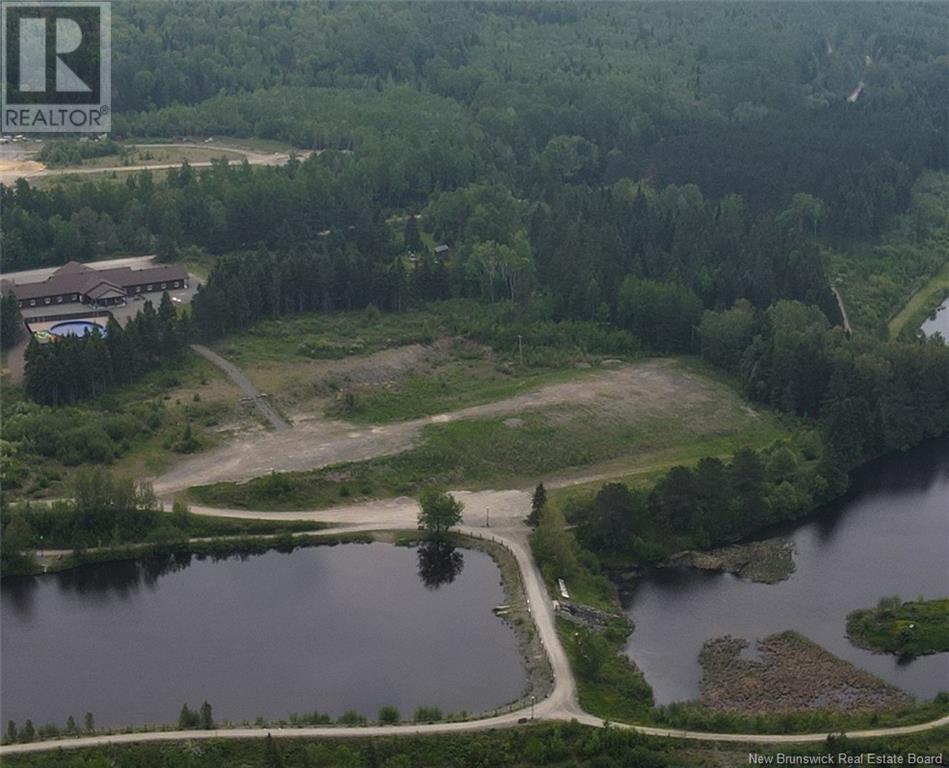 37 Savoie St, Kedgwick, NB E8B 1K1