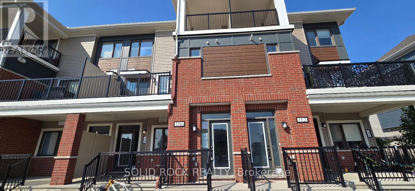 42 150 Walleye Private, Ottawa, ON K2J 6R2