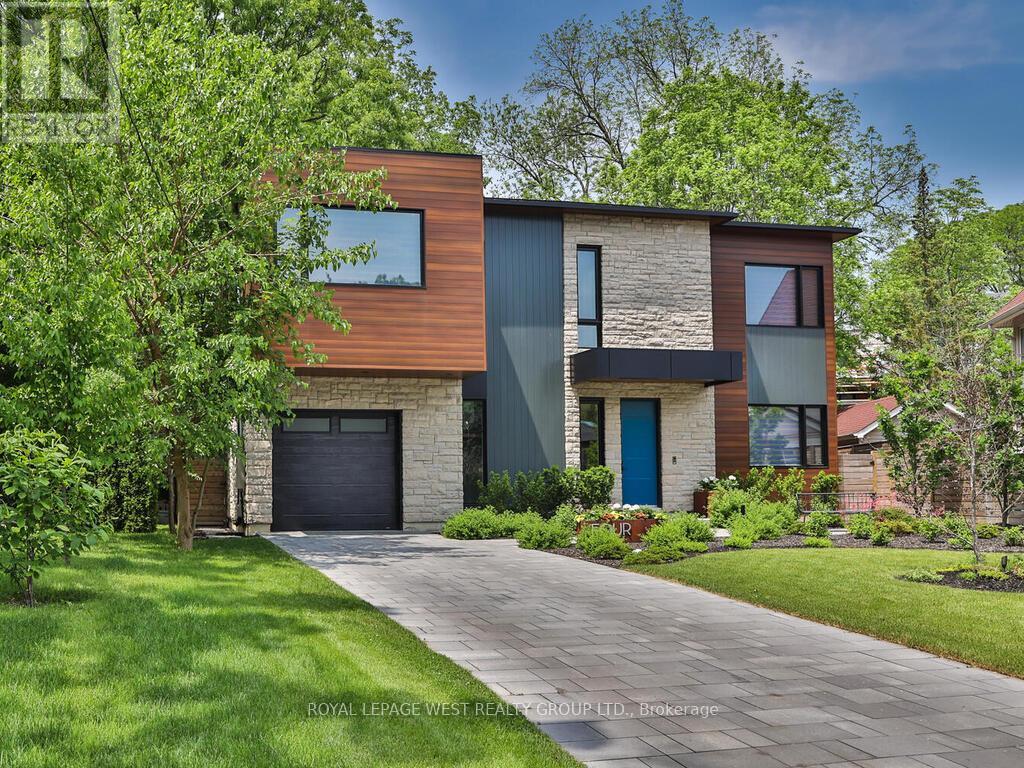 4 Old Oak Rd, Toronto, ON M9A 2V8