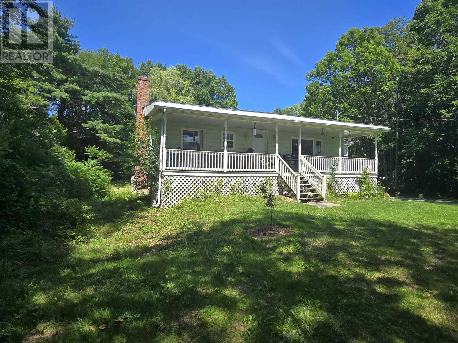19 River Rd, Milton, NS B0T 1P0