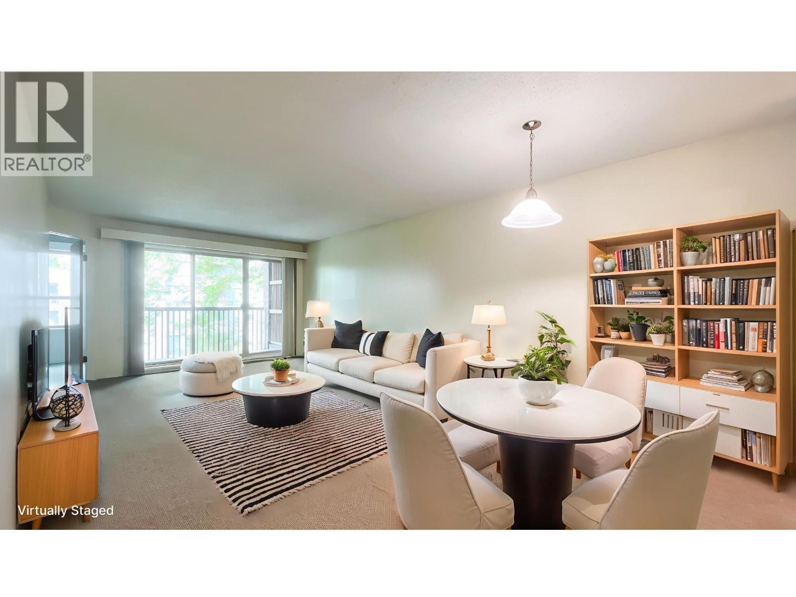 9847 Manchester Drive Unit 425, Burnaby, BC V3N 4P4