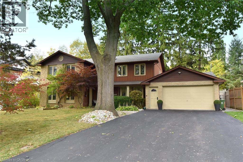 507 Gray Court Dr, Hamilton, ON L9G 2R9