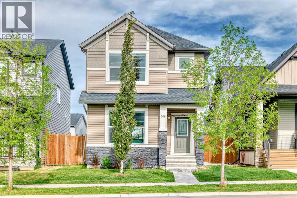 208 Hillcrest Rd SW, Airdrie, AB T4B 4J8